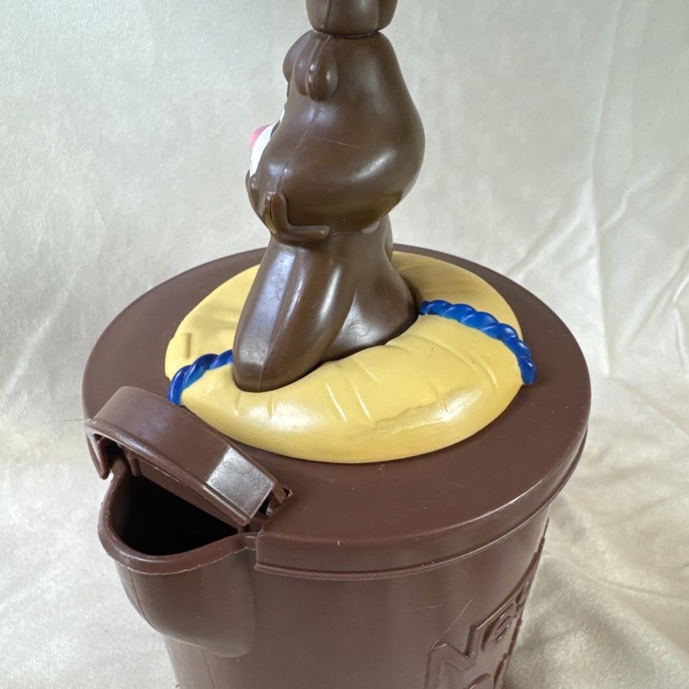 VTG Nestle Quick Nesquik Brown Chocolate Milk Bunny Mixer Plastic‎ Pitcher 24oz - Picture 6 of 14